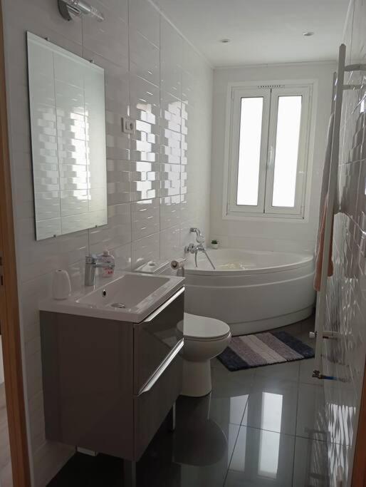 Appartement Cosy Avec Jardin Vaux-Sur-Seine Exteriör bild